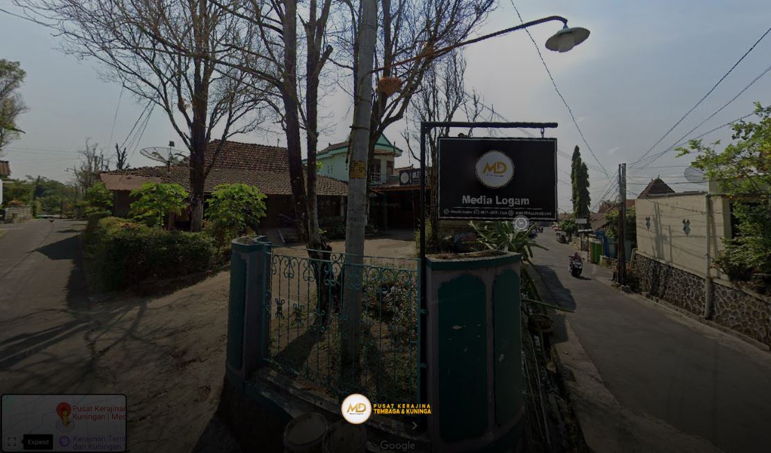 pengrajin tembaga kuningan