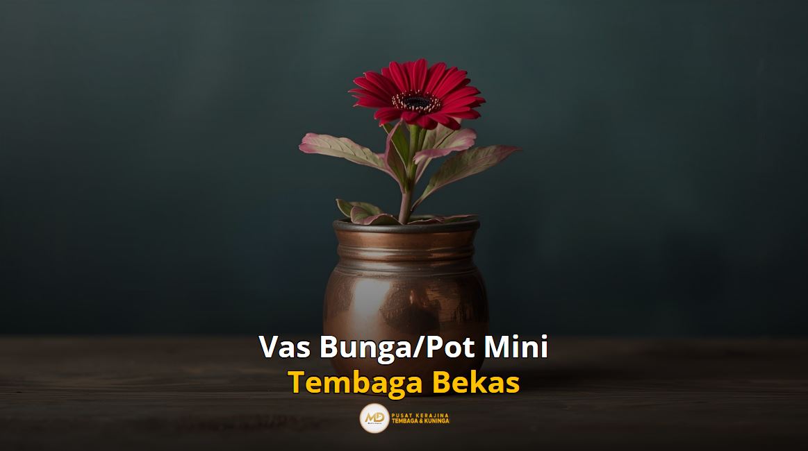 Vas Bunga dari tembaga bekas