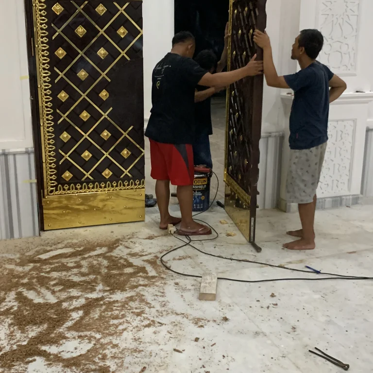 A8BA9376 4CD4 4A1F A380 8AE8A73D4AED