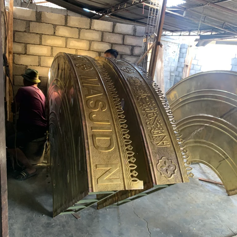 Lampu Masjid Nabawi dari Kuningan