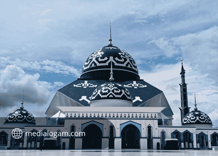 Cara Menentukan Warna Kubah Masjid agar Serasi dengan Bangunan