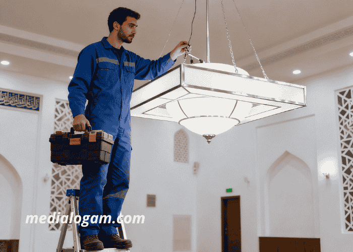 Perawatan Rutin Lampu Gantung Masjid Minimalis Agar Tetap Terang