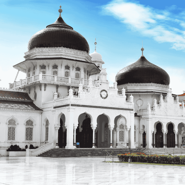 10 Interior Eksterior Masjid Paling Indah, Arsitekturnya Bikin Takjub 14 Eksterior Masjid Raya Baiturrahman (Aceh, Indonesia)