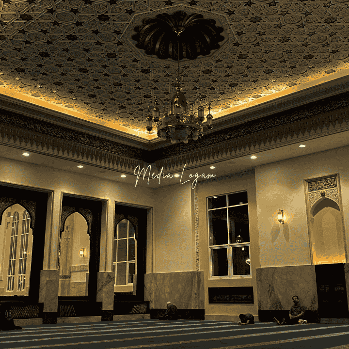 Tantangan Desain Interior Masjid Modern dalam Menjaga Nilai Sakral 1 Tantangan Desain Interior Masjid Modern dalam Menjaga Nilai Sakral