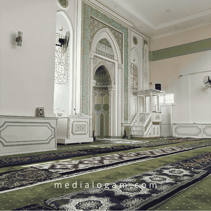 Studi Kasus: Perubahan Interior Masjid yang Meningkatkan Jumlah Jamaah 1 Studi Kasus: Perubahan Interior Masjid yang Meningkatkan Jumlah Jamaah