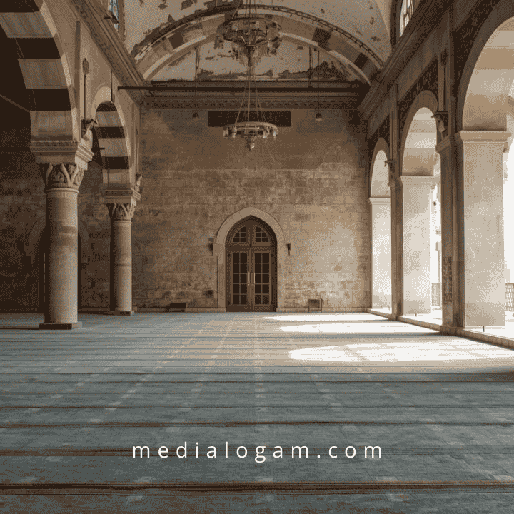 Evaluasi Interior Masjid Setelah 5 Tahun Pemakaian 1 Evaluasi Interior Masjid Setelah 5 Tahun Pemakaian