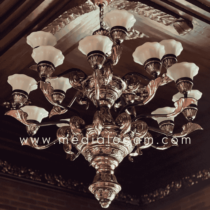 Lampu Tembaga Robyong untuk Rumah Joglo 3 Lampu Tembaga Robyong untuk Rumah Joglo