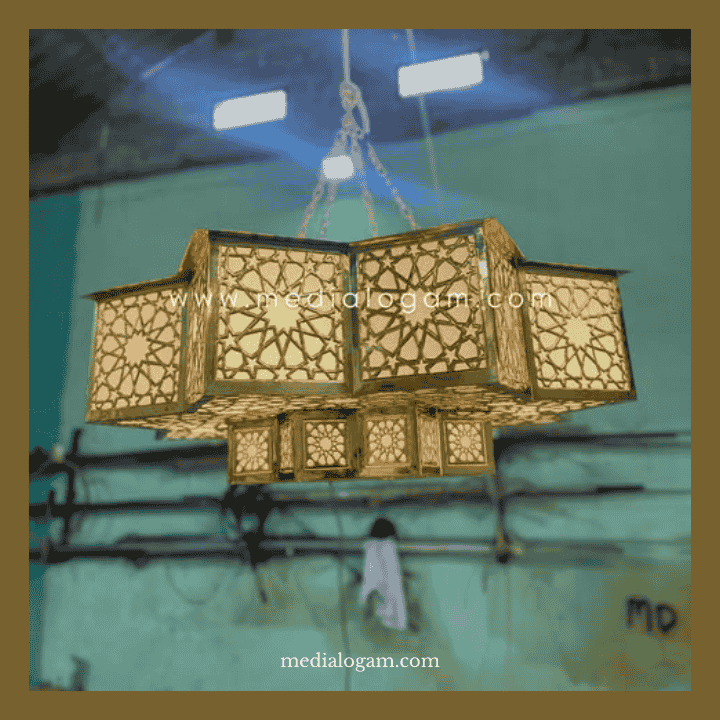 Apakah Pondasi Plafon Masjid Anda Kuat untuk Lampu Kuningan Raksasa? 1 Apakah Pondasi Plafon Masjid Anda Kuat untuk Lampu Kuningan Raksasa?