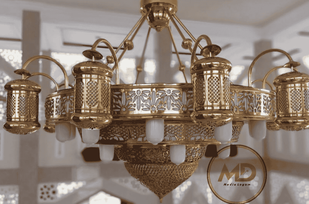 10 Model Lampu Gantung Kuningan Masjid Terbaik untuk Interior Elegan dan Tahan Lama 1 10 Model Lampu Gantung Kuningan Masjid untuk Interior yang Elegan dan Tahan Lama