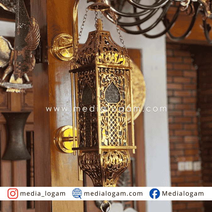 Pemasangan Lampu Dinding Tembaga Kuningan di Lokasi 1 Pemasangan Lampu Dinding Tembaga Kuningan di Lokasi