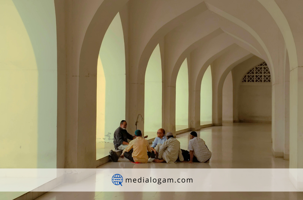 Interior Masjid Modern dan Minimalis: Panduan Lengkap Desain, Renovasi, Ornamen, hingga Tren Terbaru 2026 2 Interior Masjid Modern dan Minimalis