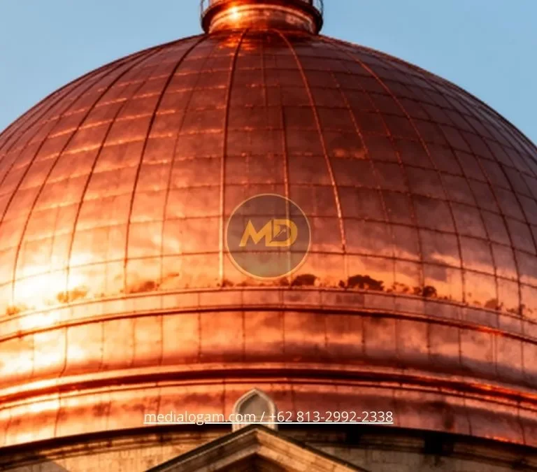 Rahasia Kubah Tembaga Awet Puluhan Tahun Kombinasi Makara Presisi & Waterproofing Berlapis