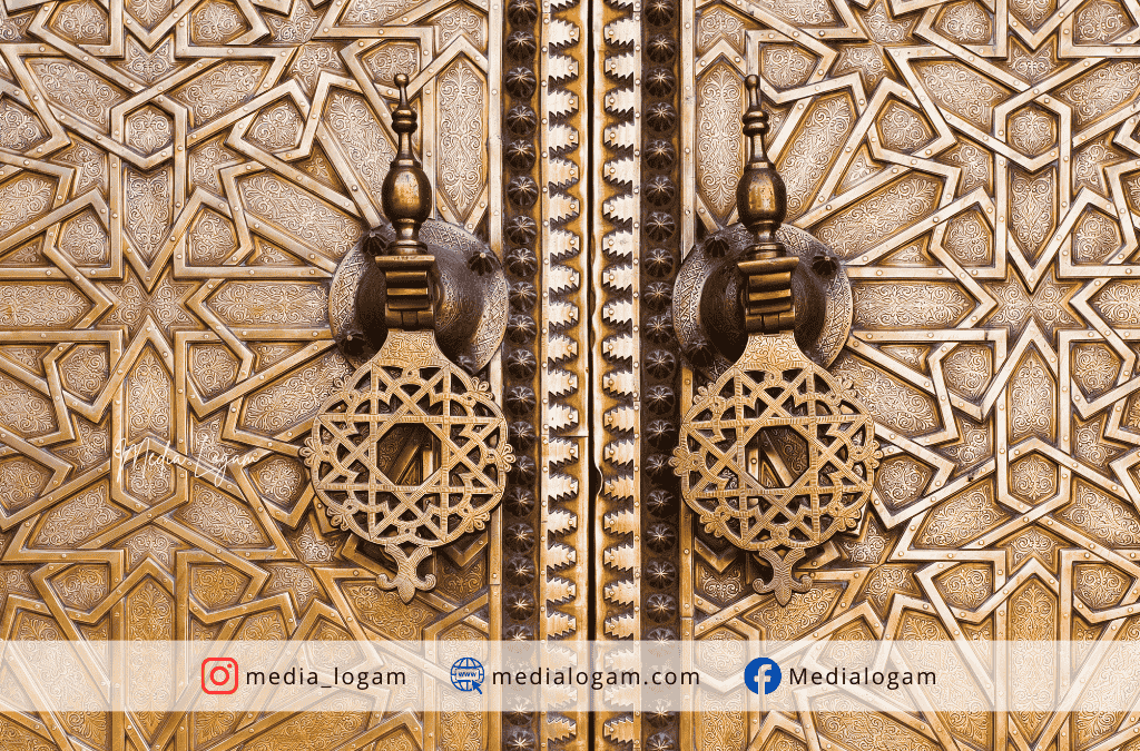 Media Logam Ahli Kerajinan Tembaga Kuningan untuk Ornamen Bangunan 2 Media Logam Ahli Kerajinan Tembaga Kuningan untuk Ornamen Bangunan